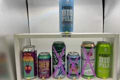 GER1346-1352 Berlin Helper Hazy IPA, Pale Ale, Crew Republic Jackpot Hazy IPa, Karlsberg Pils 1876, Leikein Handfass Hell, Ratskrone Pilsener Premium, Strasunder Prost! Bio Pils, Stralsunder Prost! Bio Pils Alkoholfrei, Bierdosensammlung Deutschland German Beer Can