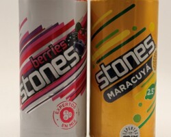 CHI005-006 Stones Berries Cerveza, Stones Maracuya 2,5% Cerveza Chile, South American beer can Collection
