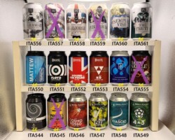 ITA544-561 Ade, Mario 20 anni beer, Birra Perugia Cosmo Rosso, Golden Jazz, Kiascio, 4 a 3, Biren Mattew, Bonavena Floyd Irish Stout, Pound for Pound, KO Double IPA, Castelli Birrifico Damnatio Memoriae, Babbo Natale E Morto, East Side Bearaway, Bimbamia, Oldjorge, Pesimasssim, Sempre Visa, The Truth, Birra Craft, Craft Beer Cans Italy, Italienische Bierdosen, Beer Can Museum Austria